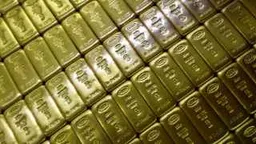 Россия провела крупнейшую распродажу золота с 1998 года, чтобы наполнить военный бюджет Путина