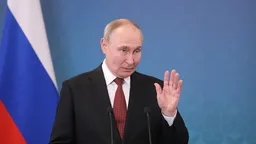 КСИР: Иран сохраняет контроль над Ормузским проливом