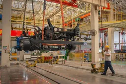 火线评论｜“内卷外溢”病根在国内