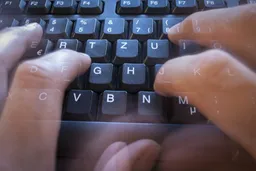 学生坠楼舆情中的谣言爆发机理