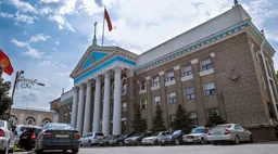 1 сентября объявлено выходным днем для государственных и муниципальных служащих Бишкека